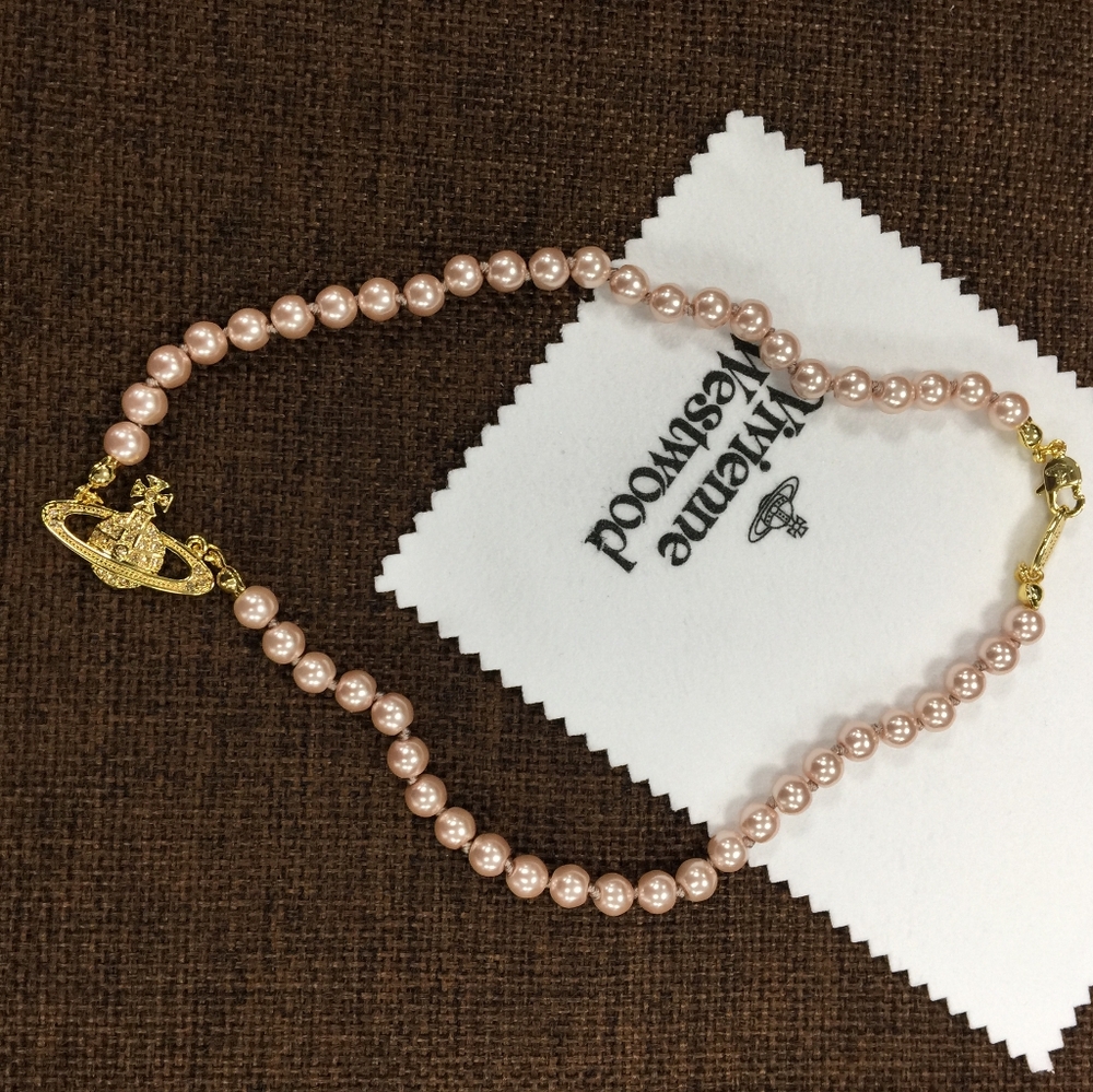 Vivienne Westwood Mini Bas Relief Choker in Gold